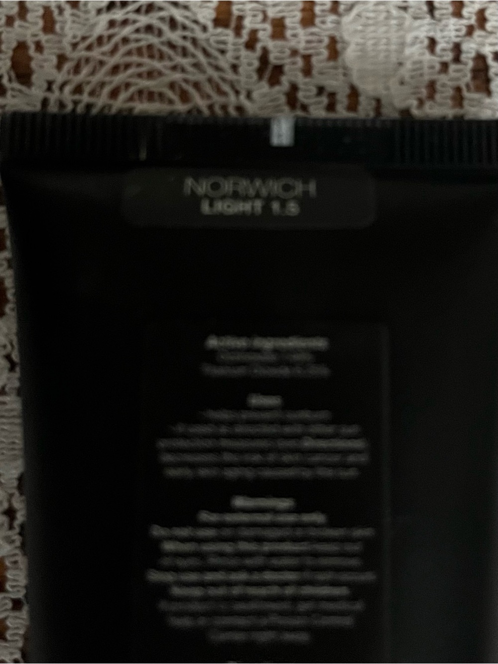NARS Pure Radiant Tinted Moisturizer, Norwich, Light 1.5 - Picture 8 of 8